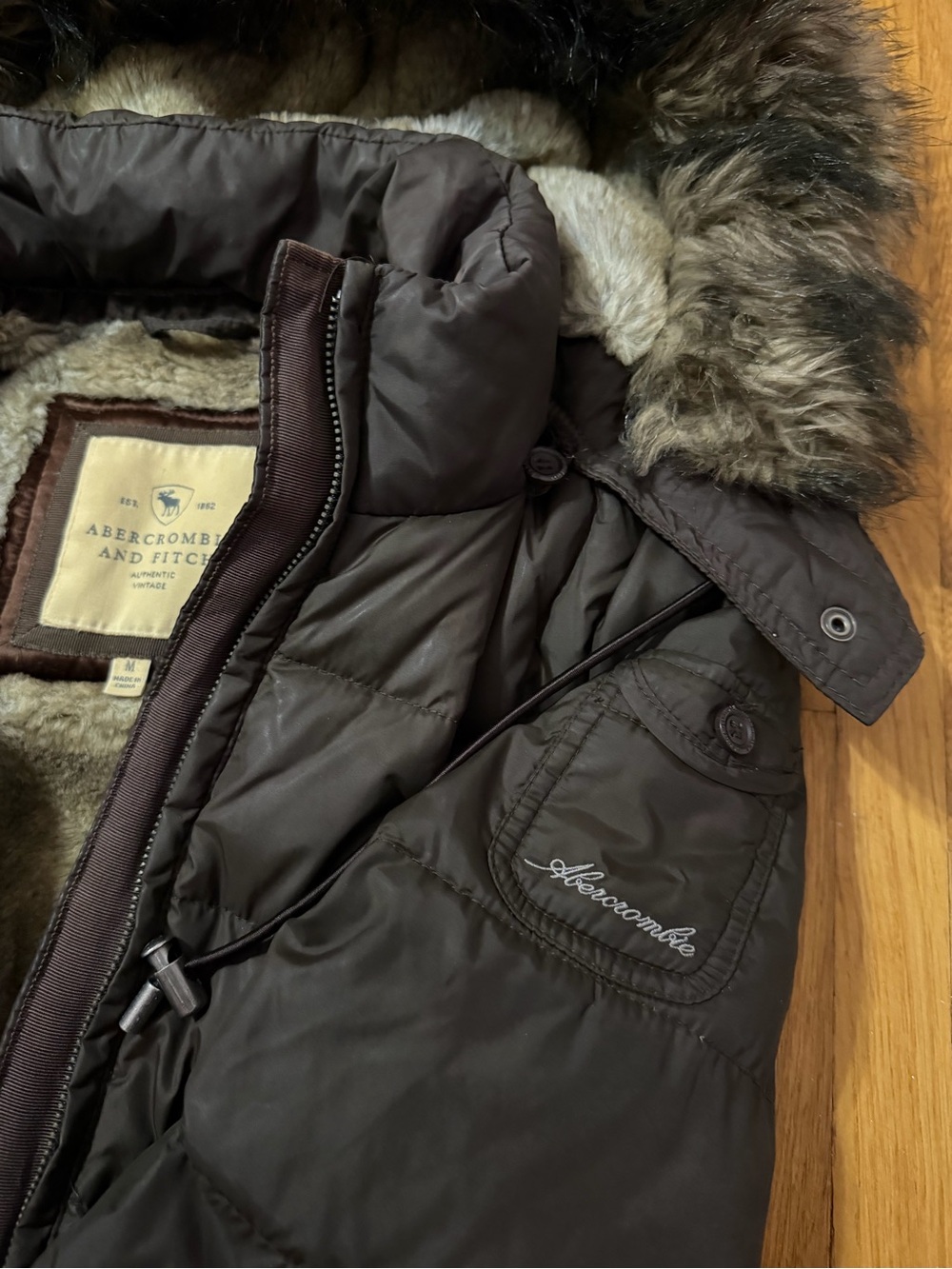 Abercrombie & Fitch Vintage Womens Brown Fur Hooded Down Puffer Jacket Y2K - Picture 6 of 15